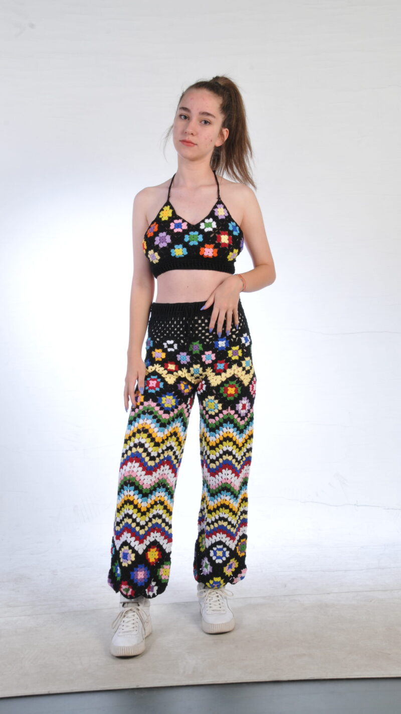 KNIT011_1_WILDFLOWER