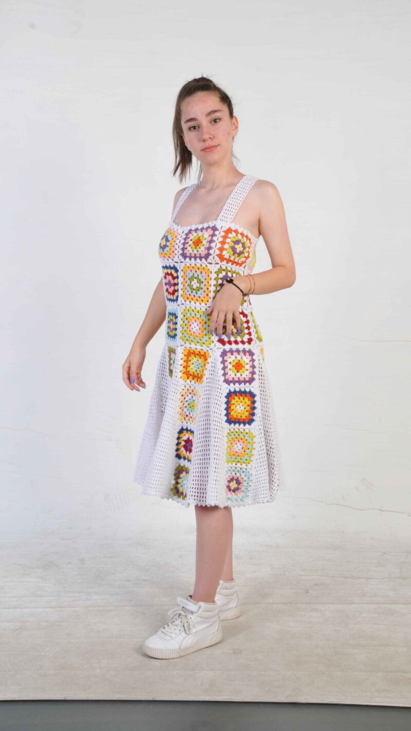 KNIT016_1_BREEZE Loom and Loop