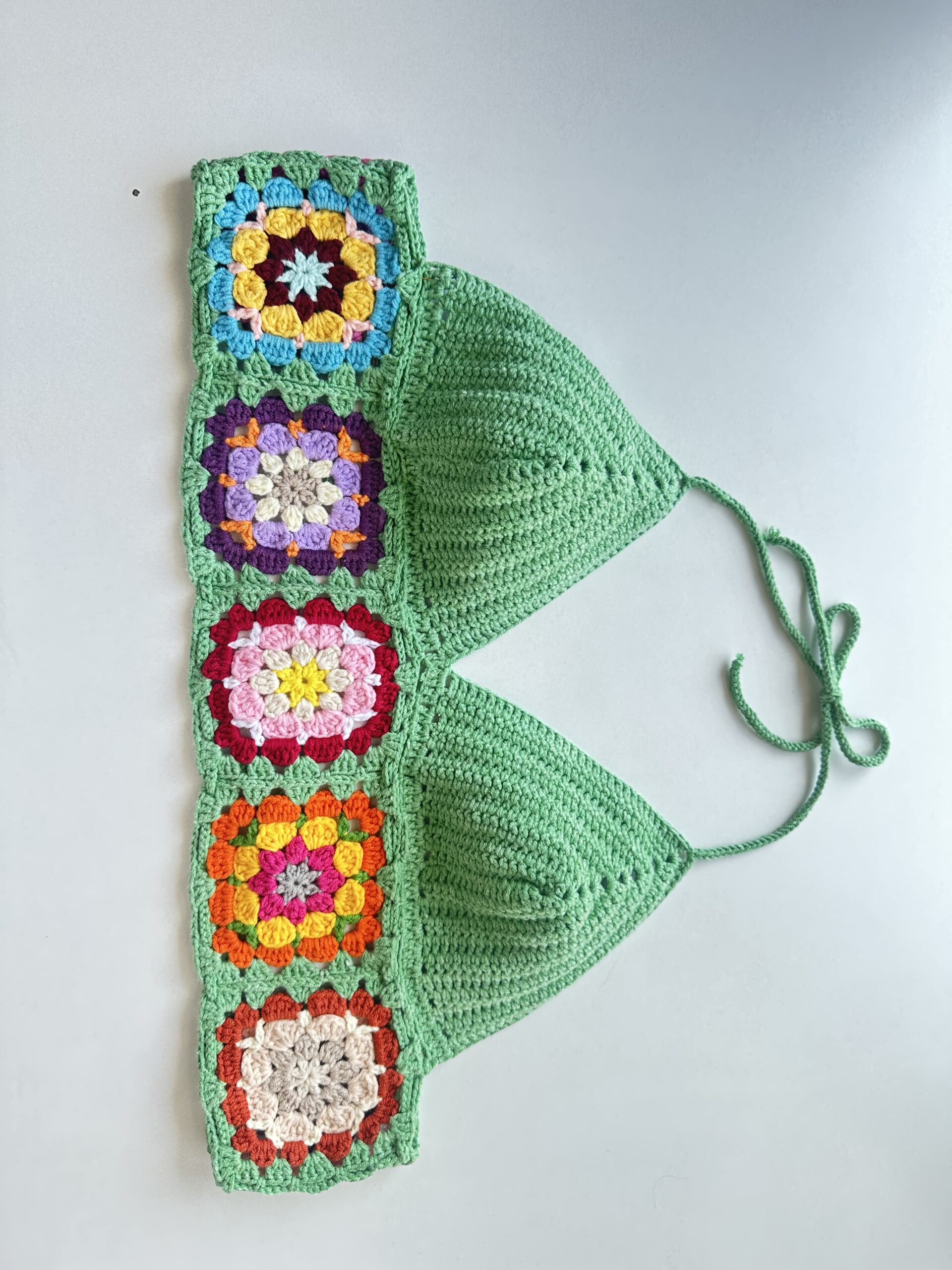 Solstice crochet halter top - handgemaakt bij Loom & Loop