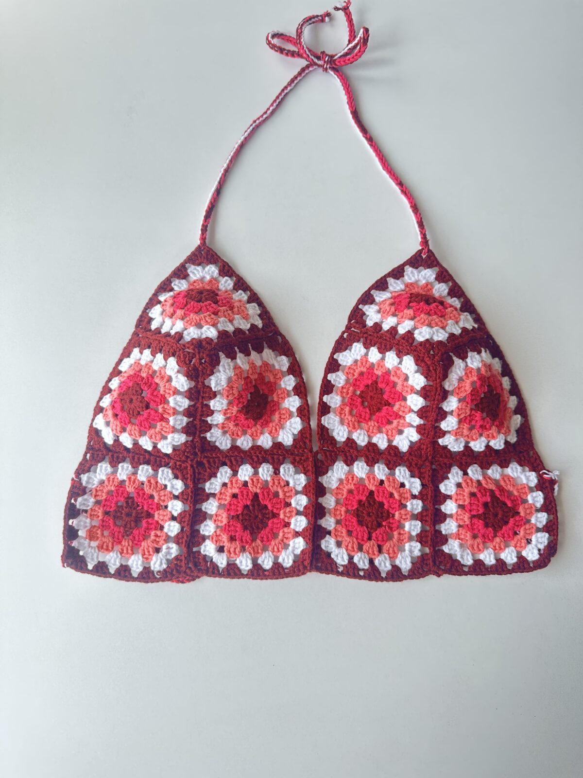 Berry Sunset crochet top stijldetail - Loom & Loop