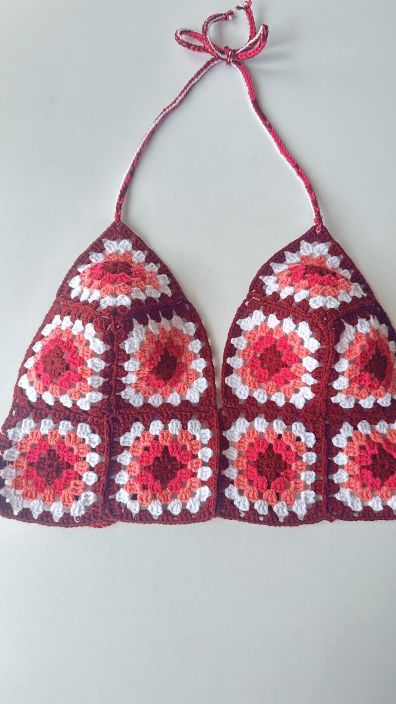 Berry Sunset crochet top stijldetail - Loom & Loop