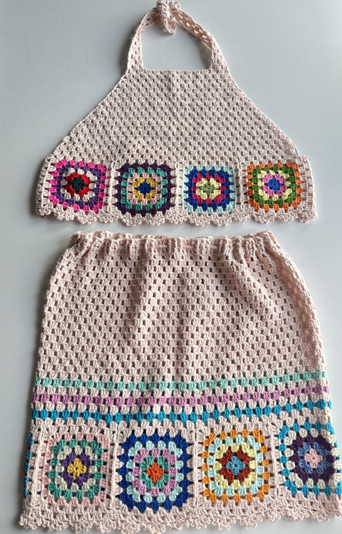 Ivory Bloom crochet set foto 3 - Loom & Loop